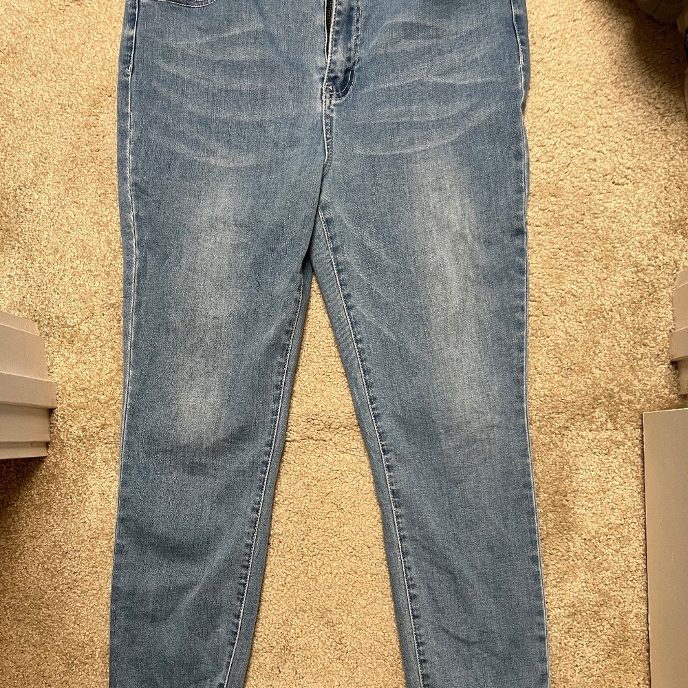 Boutique Skinny Jeans - Light Denim Wash